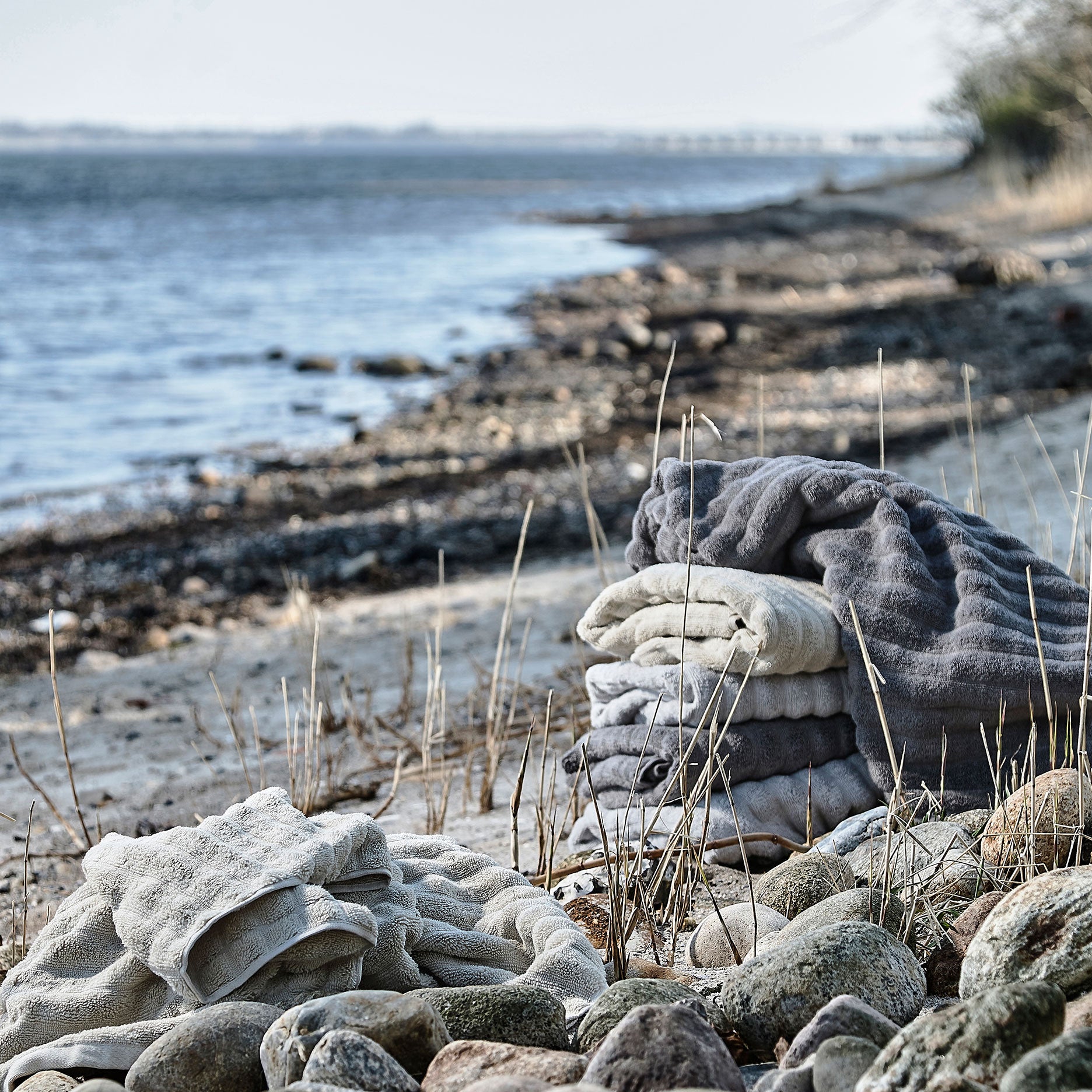 Inu håndklæde 70x140 cm soft grey